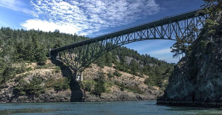 Seattle: Private Whidbey Island & Deception Pass Tour