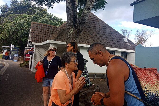 Shore Excursion: Geothermal Rotorua With Maori Cultural Performance at Whakarewarewa - Tour Highlights
