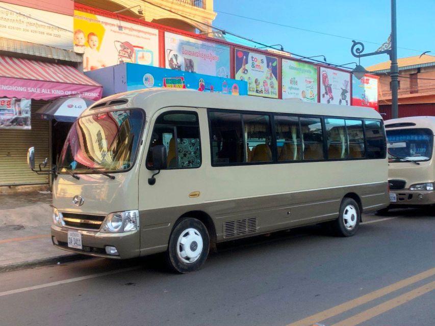 Siem Reap City to Siem Reap Angkor Airport by Shuttle Bus