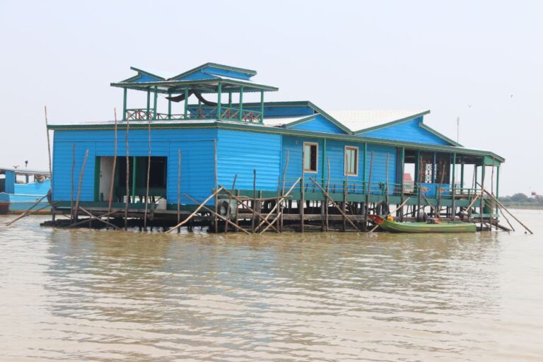Siem Reap: Floating Village Tour