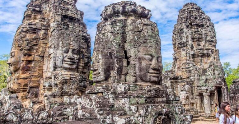Siem Reap: Small Circuit Tour by Tuktuk With English Guide