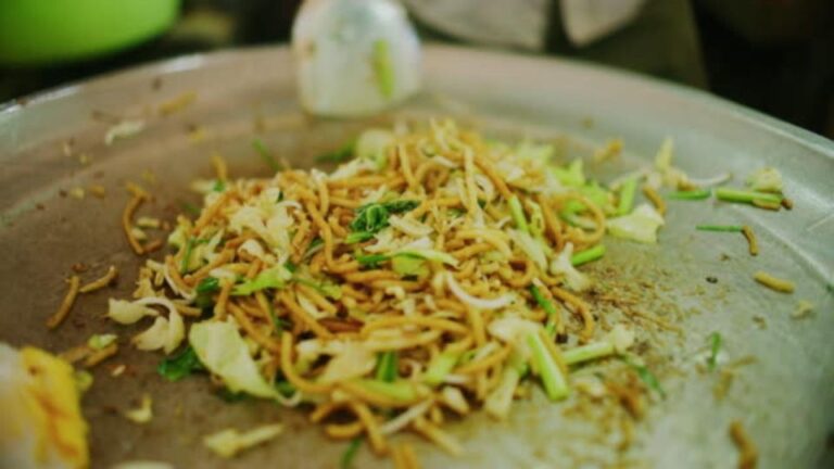 Siem Reap Street Food Taste & Tour