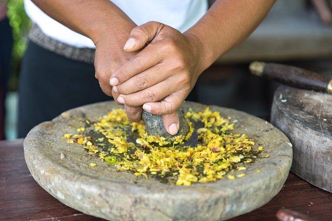 Small Group Balinese Cooking Class on an Organic Farm in Ubud - Booking Details