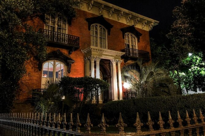 Spirits and Scoundrels Adults Only Savannah Ghost Tour 10pm - Meeting and Pickup Details