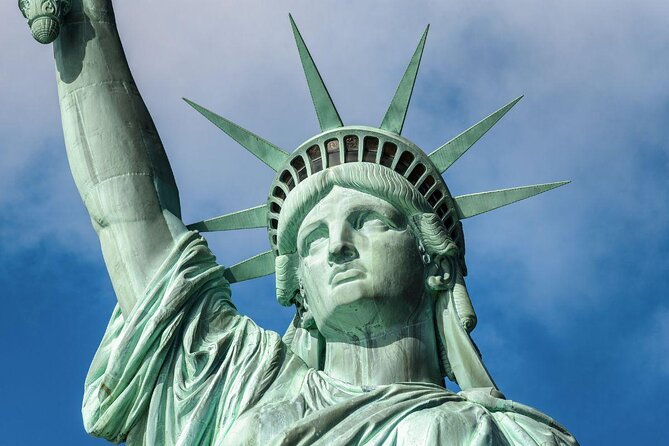 Statue of Liberty and Brooklyn Bridge Boat Tour