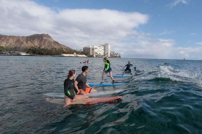 Surfing – Family Lessons (Complimentary Waikiki Shuttle)