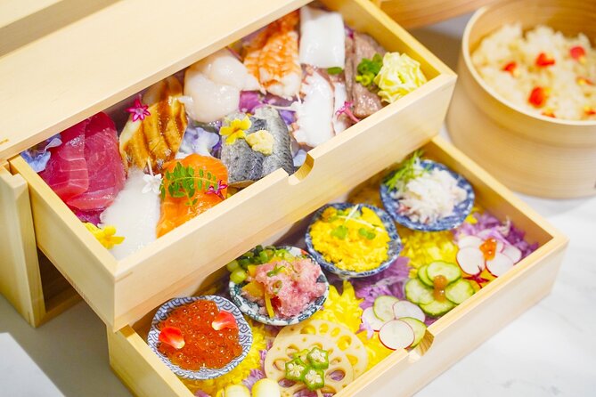Sushi Making & Cherryblossom Viewing Experience Lunch in Shinjuku