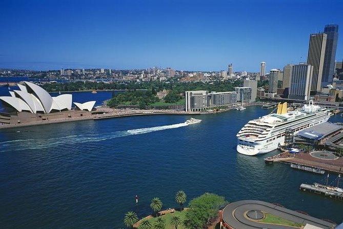 Sydney Port Arrival Transfer: Cruise Port to City Hotel - Meeting Your Driver at Port