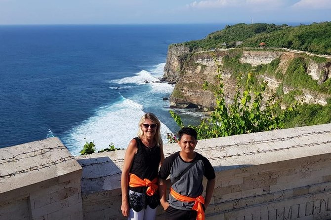 Tanah Lot and Uluwatu Temple Private Guided Tour Free WiFi - Meeting Point Options