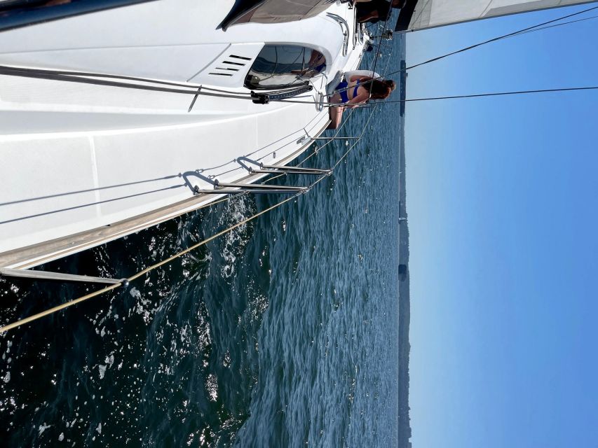 Vancouver: 3 Hour Sailing Tours Aboard a 50" Sailboat - Sailing Experience Highlights