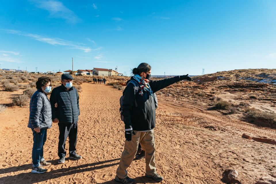 Vegas: Antelope Canyon & Horseshoe Bend Tour at Golden Hour - Tour Duration & Starting Location