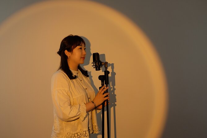 Vocal Recording in K-POP Producers Studio