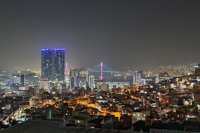 Walk Through The Mountainside Street Of Busan And Enjoy The Night View - Experience the Vibrant Night View