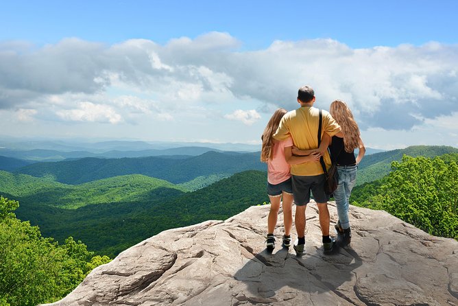 Waterfalls and Blue Ridge Parkway Hiking Tour With Expert Naturalist - Itinerary Highlights