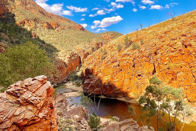 West Macdonnell Ranges & Standley Chasm Day Trip From Alice Springs - Itinerary Highlights