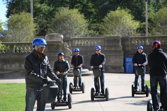 2-Hour Guided Segway Tour of Chicago - Key Points