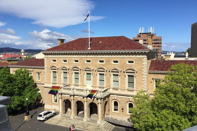2-Hour Small-Group Walking Tour of Hobart - Key Points