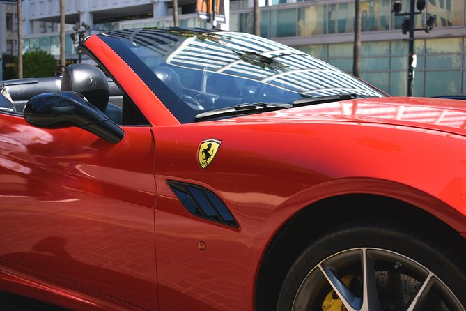 20 Minute Private Ferrari Drive: Hollywood Blvd to Sunset Blvd - Key Points