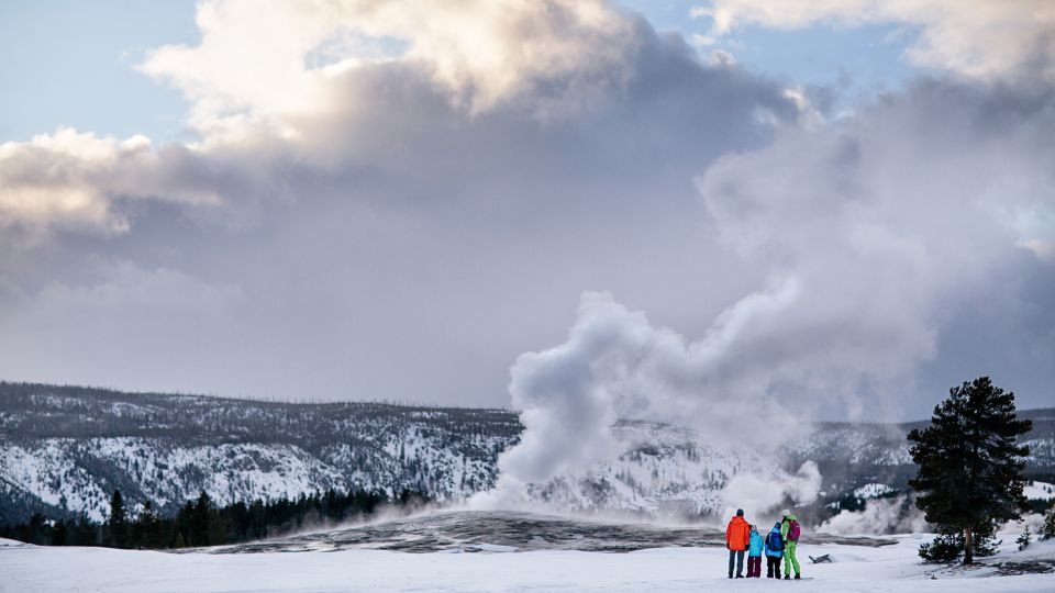 4-Day Winter Yellowstone Tour - Tour Details