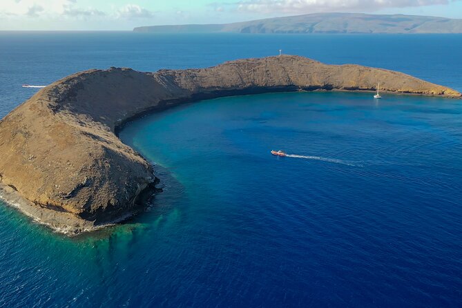 4-Hour Molokini Crater Plus Turtle Town Snorkeling Experience - Snorkeling Locations