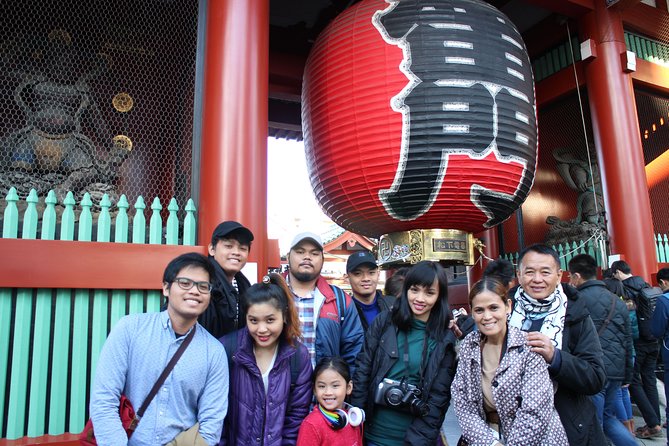6-Hour Tokyo Tour With a Qualified Tour Guide Using Public Transport - Guide Qualifications and Expertise