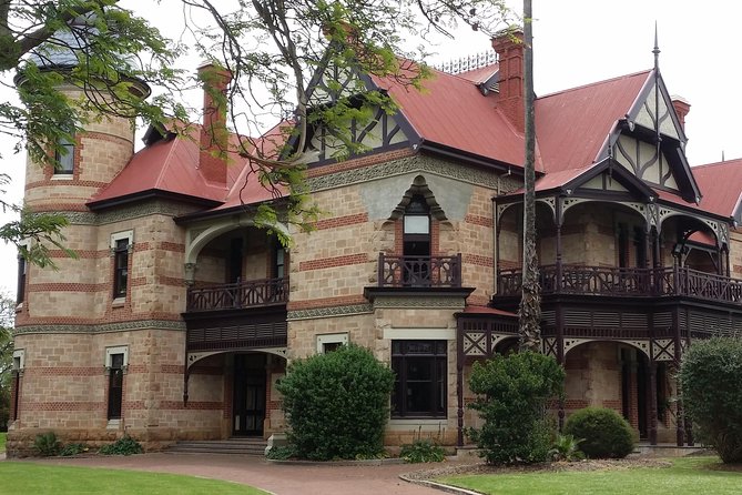 Adelaide Walking Tour: Hills, Squares and Parklands - Booking Details