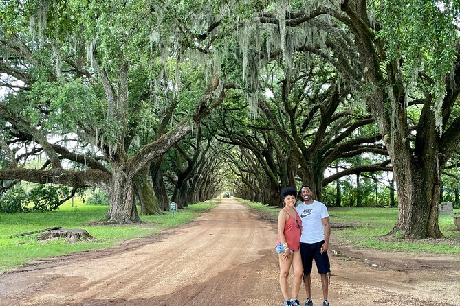 Airboat and Plantations Tour With Gourmet Lunch From New Orleans - Logistics and Pickup Information