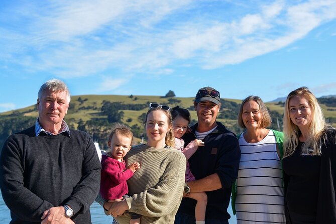 Akaroa Dolphins 〜 Harbour Nature Cruise - Dolphin-spotting Dogs