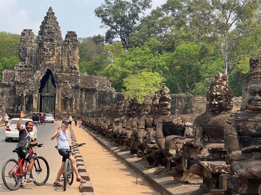 Angkor Wat Bike Tour With Lunch Included - Tour Highlights