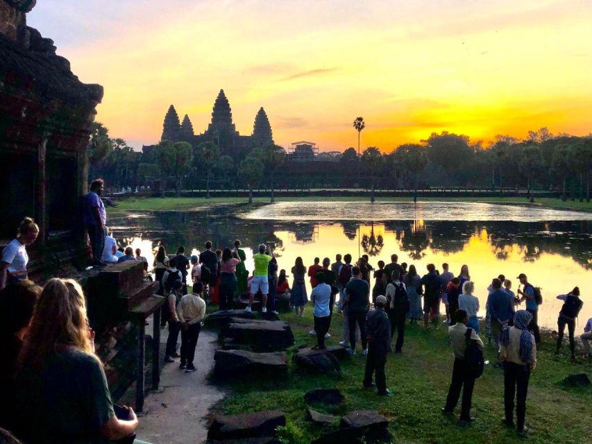 Angkor Wat Private Tour With Sunrise View - Entrance and Guide Details