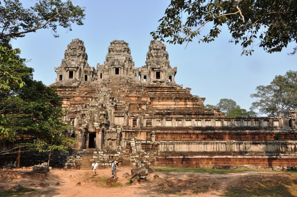 Angkor Wat Sunrise Small Tour - Booking Information