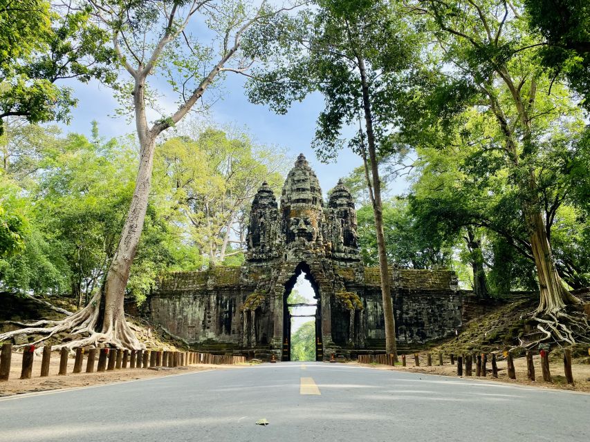 Angkor Wat Tour by Miivan - Tour Duration and Availability