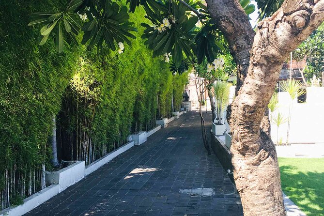 Backlanes and Hidden Sites: A Self-Guided Audio Tour in Seminyak - Local Culture Highlights