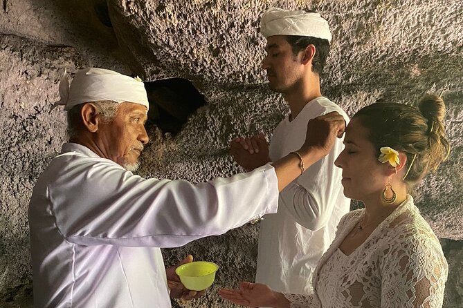 Bali Sacred Natural Healing With Priest. - Traditional Healing Rituals