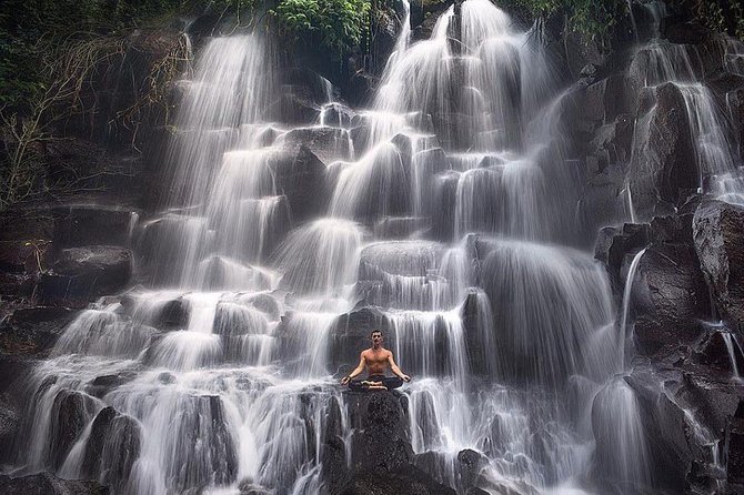 Bali Tour : Tegenungan - Tukad Cepung - Kanto Lampo - Tibumana Waterfall - Exploring Tukad Cepung Waterfall