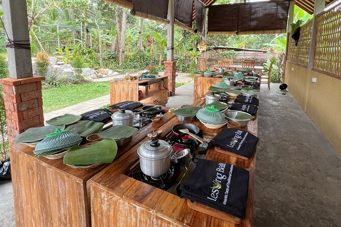 Balinese Cooking Class With Traditional Market Tour - Logistics and Booking