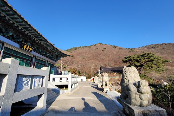 Beomeosa Temple and Hongbeopsa Temple Tour and Local Market Tour - Meeting Point