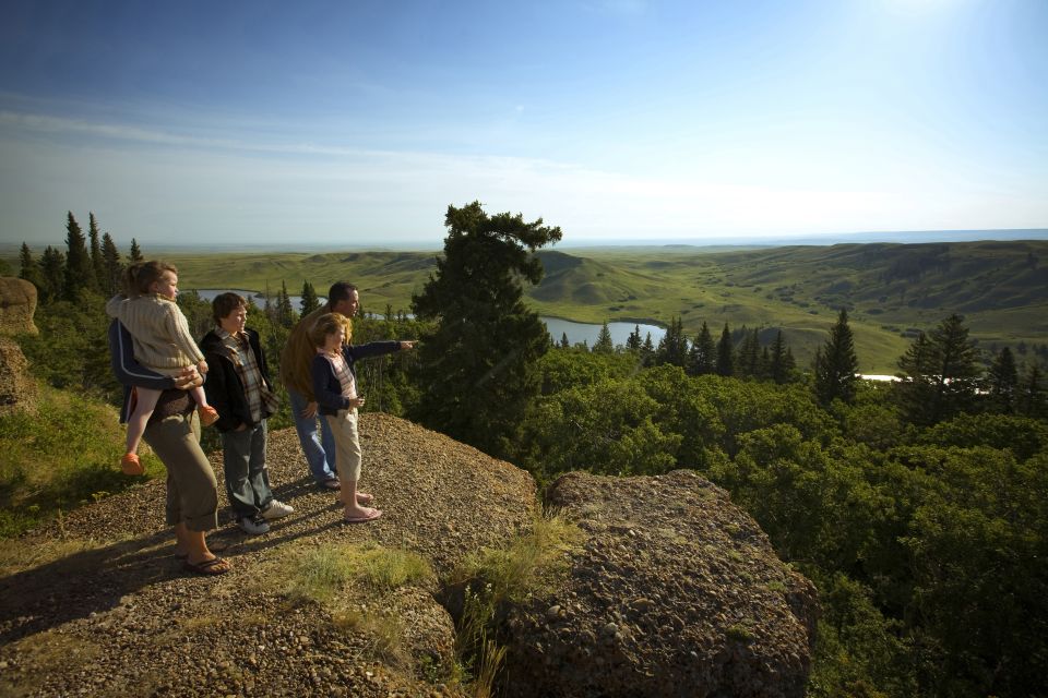 Between Moose Jaw & Alberta: a Smartphone Audio Driving Tour - Tour Highlights