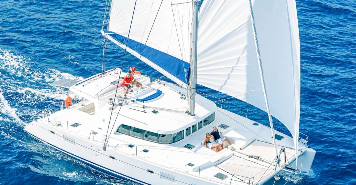 Big Island: Luxury Catamaran Trip Along the Kona Coast - Product Information and Location