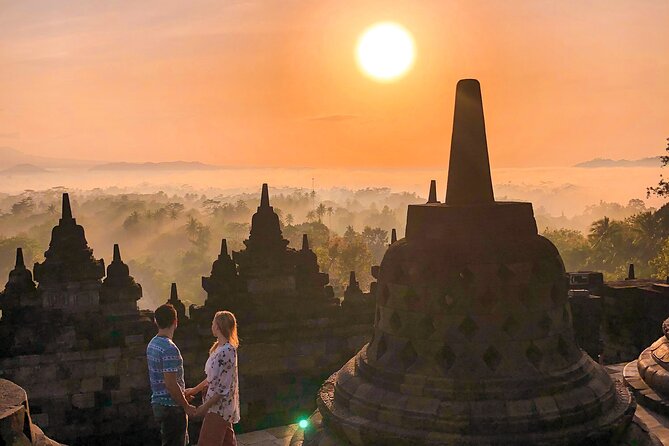 Borobudur Sunrise From Setumbu Hill, Merapi Volcano, Prambanan One Day Tour - Sunrise at Borobudur