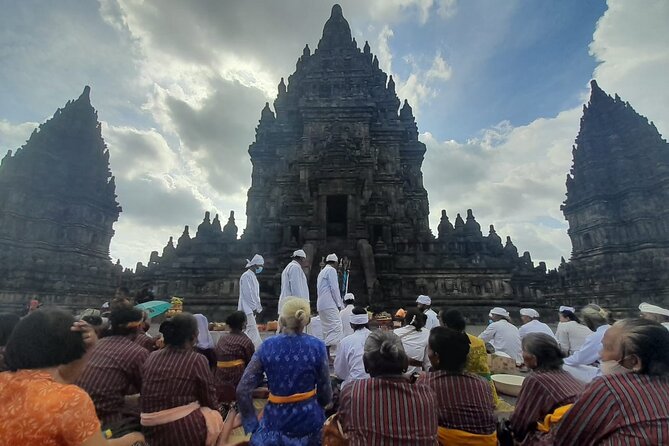Borobudur Temple and Enjoy See The Sunset at Prambanan Temple - Sunset Viewing Tips at Prambanan Temple