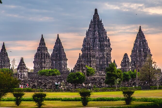 Borobudur(Climb Up), Merapi Volcano and Prambanan Temple Tour - Reviews and Ratings