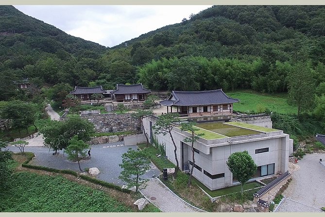 BTS Fliming Location in Jeonju Tour With House of Awon, Jeonju Zoo - House of Awon