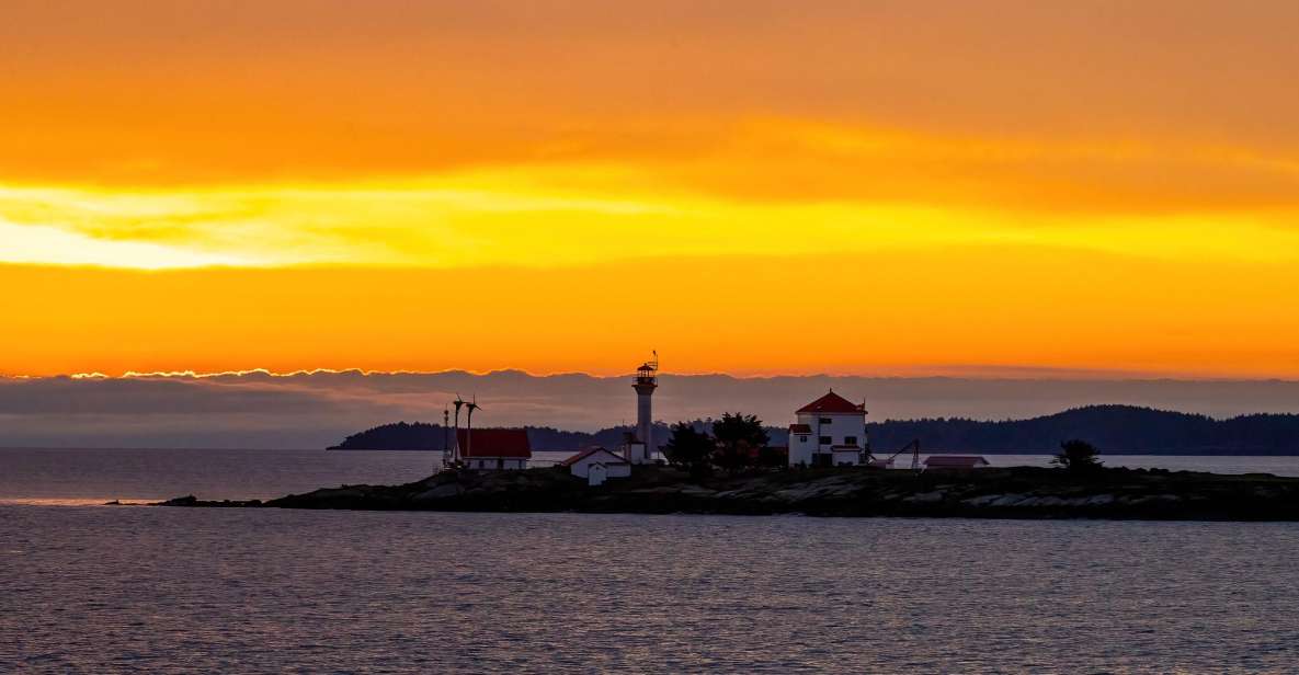 Campbell River: Scenic Sunset Tour By Boat - Experience Highlights