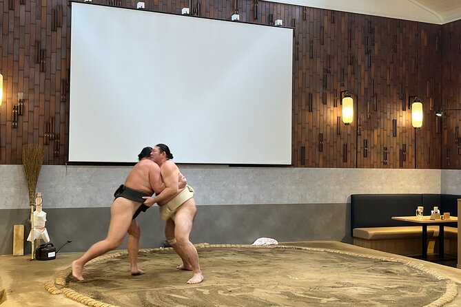 Challenge With Sumo Wrestlers With Dinner - Dining Experience