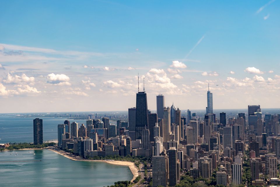 Chicago: Guided Tour With Skydeck and Shoreline River Cruise - Product ID: 397477