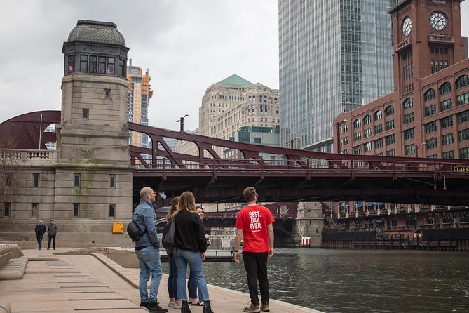 Chicago in a Day: Food, History and Architecture Walking Tour - Itinerary Highlights