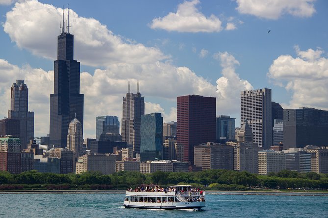 Chicago Lake and River Architecture Tour - Inclusions and Amenities