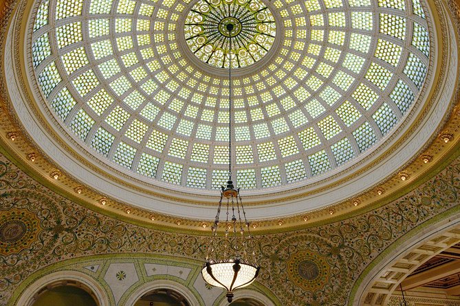 Chicago Walking Tour: Historic Treasures of Chicago - Architectural Gems