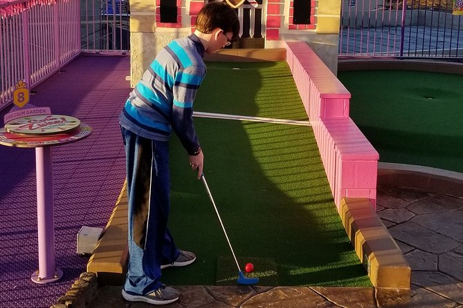 Crave Golf Club - Two Courses of Mini Golf - Mini-bowling and Escape Rooms